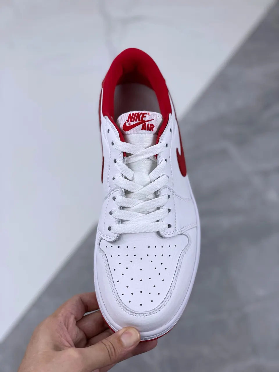 classic Air Jordan 1 Low White Red - Hình 9