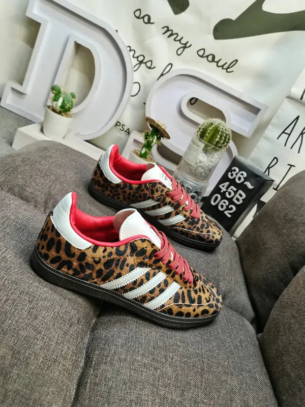 red Adidas Samba Leopard Print - Hình 3