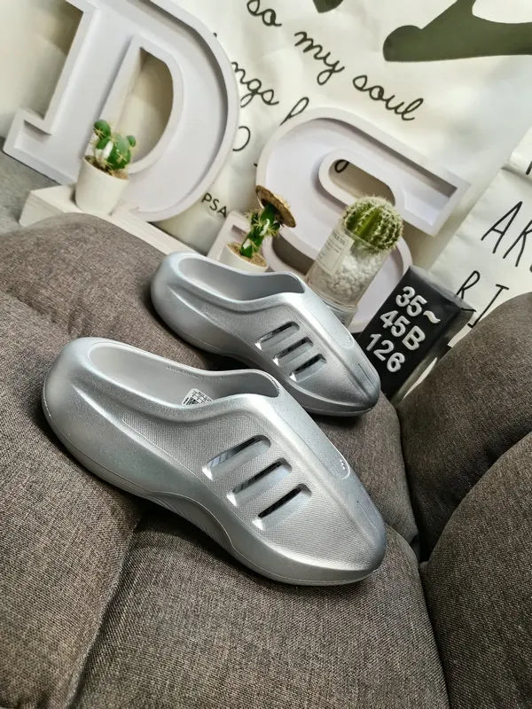 futuristic Adidas Adifom Q Silver - Hình 3