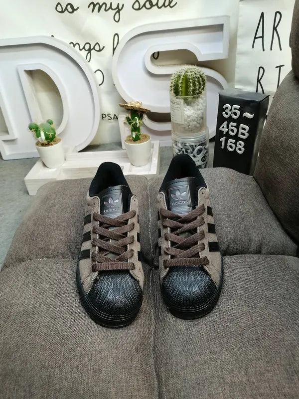 Adidas Superstar Taupe Black - Hình 2