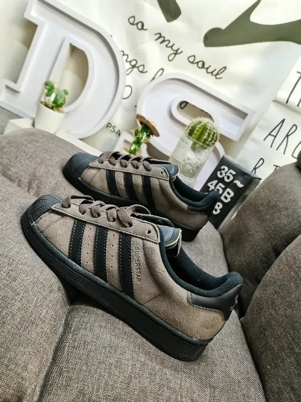 Adidas Superstar Taupe Black - Hình 5