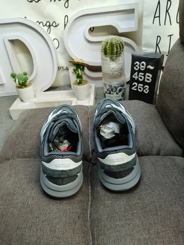 futuristic Adidas Oznova Grey - Hình 4