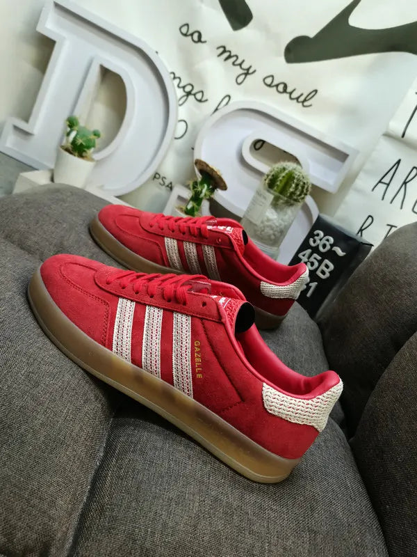 vintage Adidas Gazelle Crimson Suede - Hình 5