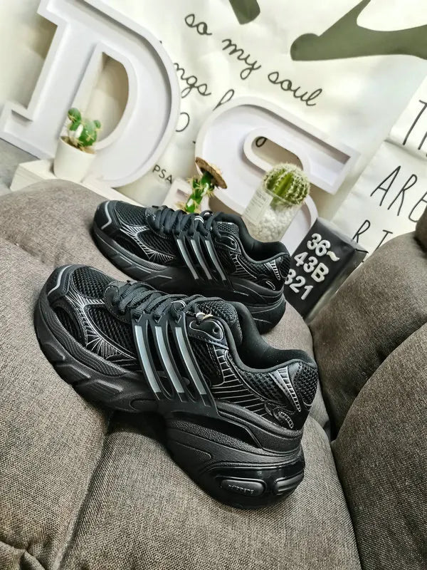 Adidas Ozweego Black chunky - Hình 5