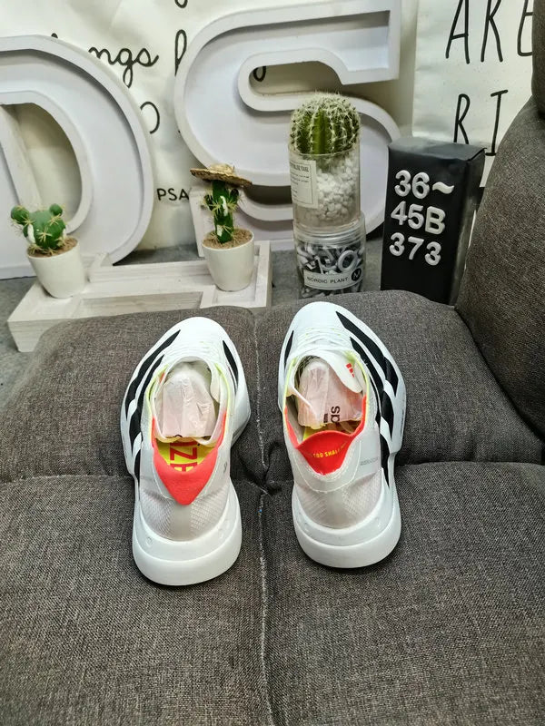 white Adidas Adizero Adios Pro 4 - Hình 4