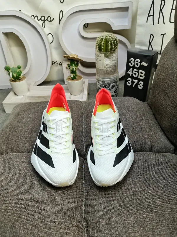 white Adidas Adizero Adios Pro 4 - Hình 2