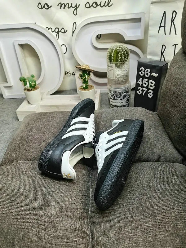 classic iconic Adidas Samba Black White - Hình 6