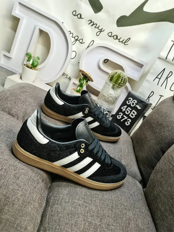 Adidas Samba Black Fuzzy - Hình 3