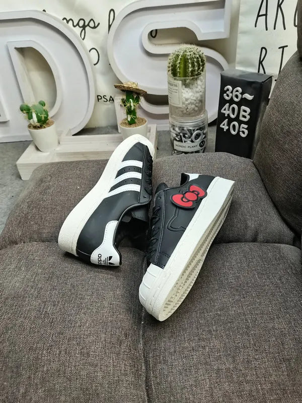 limited Adidas Superstar Dumbo - Hình 93