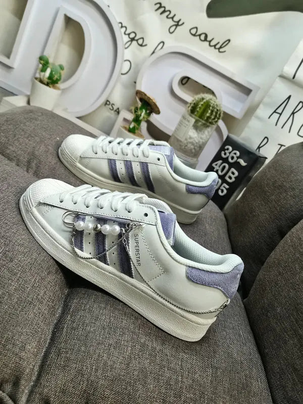 limited Adidas Superstar Dumbo - Hình 110