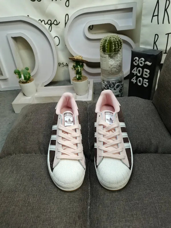 limited Adidas Superstar Dumbo - Hình 72