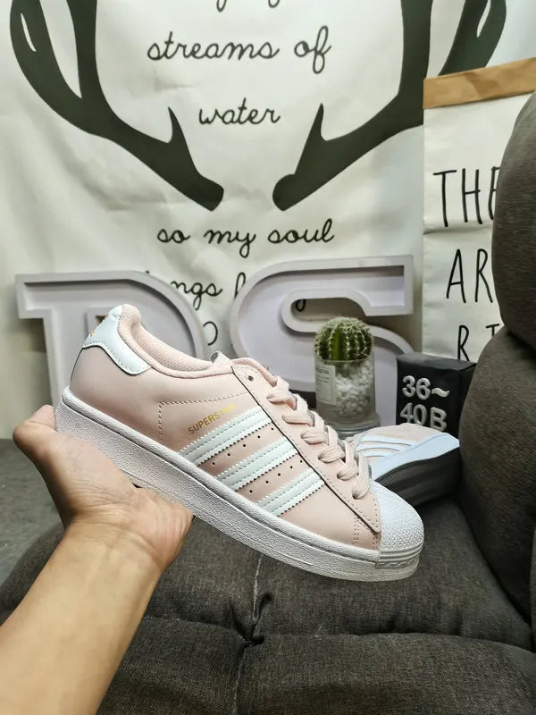 limited Adidas Superstar Dumbo - Hình 33