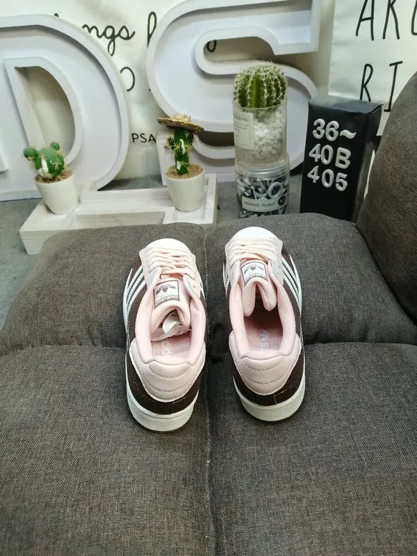 limited Adidas Superstar Dumbo - Hình 74