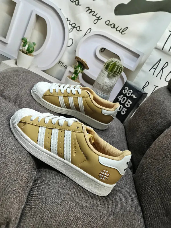 limited Adidas Superstar Dumbo - Hình 83