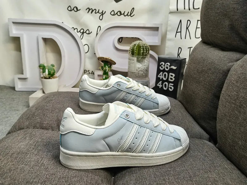 limited Adidas Superstar Dumbo - Hình 62