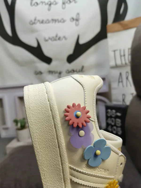 limited Adidas Superstar Dumbo - Hình 61