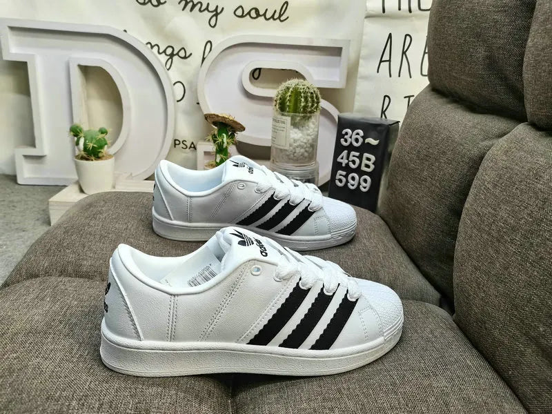 Adidas Courtic White Black
