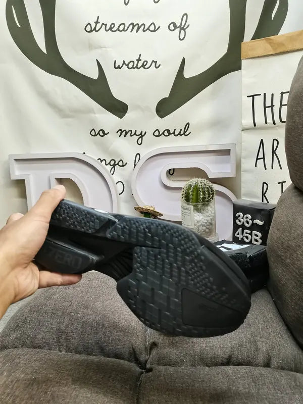 black Adidas Adizero Adios Pro 4 - Hình 8