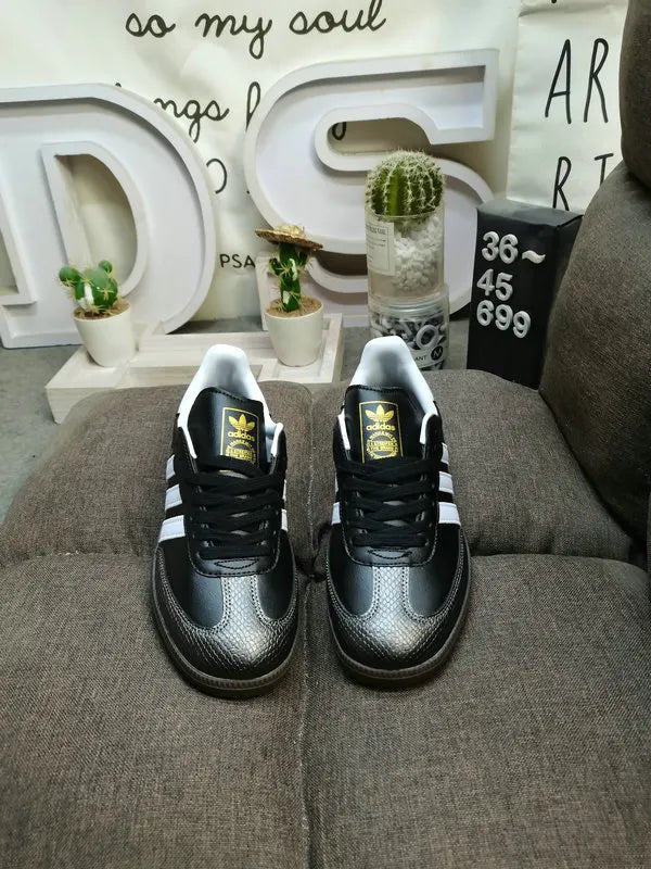leather low Adidas Samba Classic Black White - Hình 2