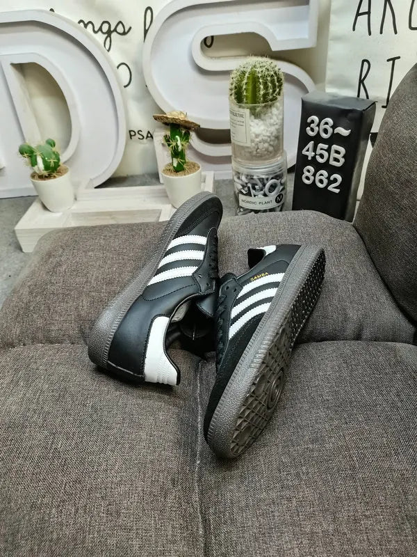 classic leather Adidas Samba Black White - Hình 4