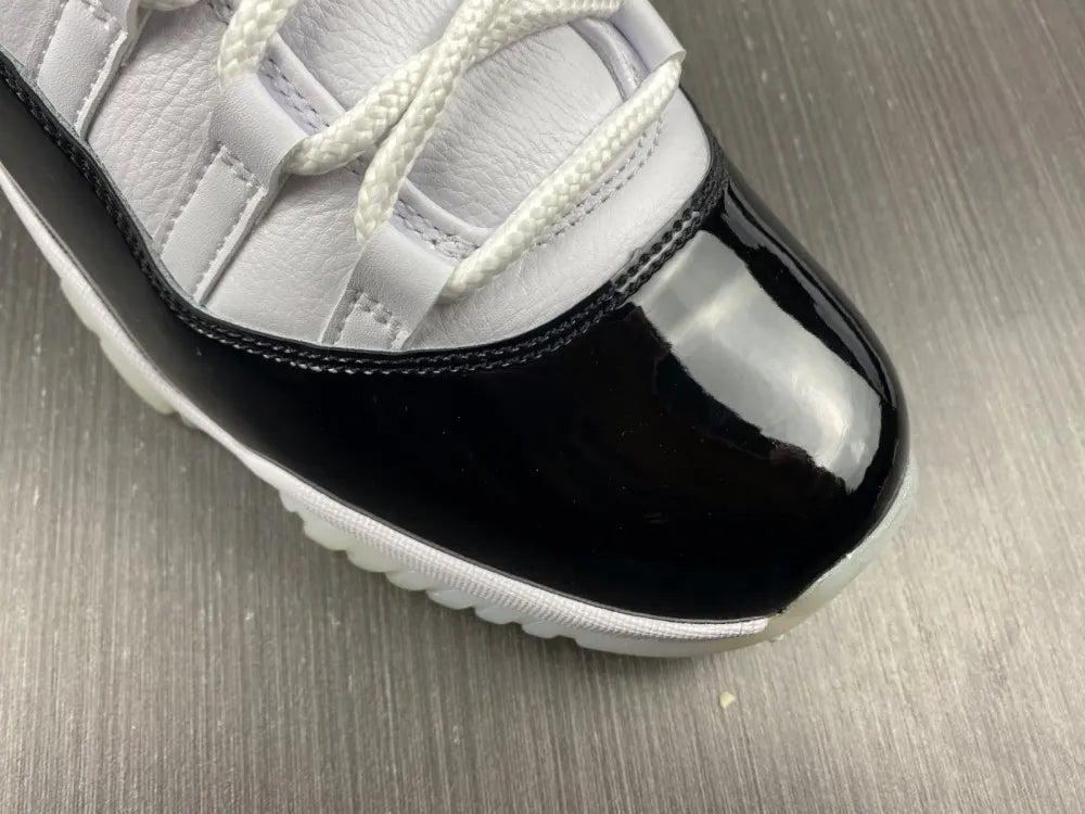 black Air Jordan 11 Retro Concord - Hình 17