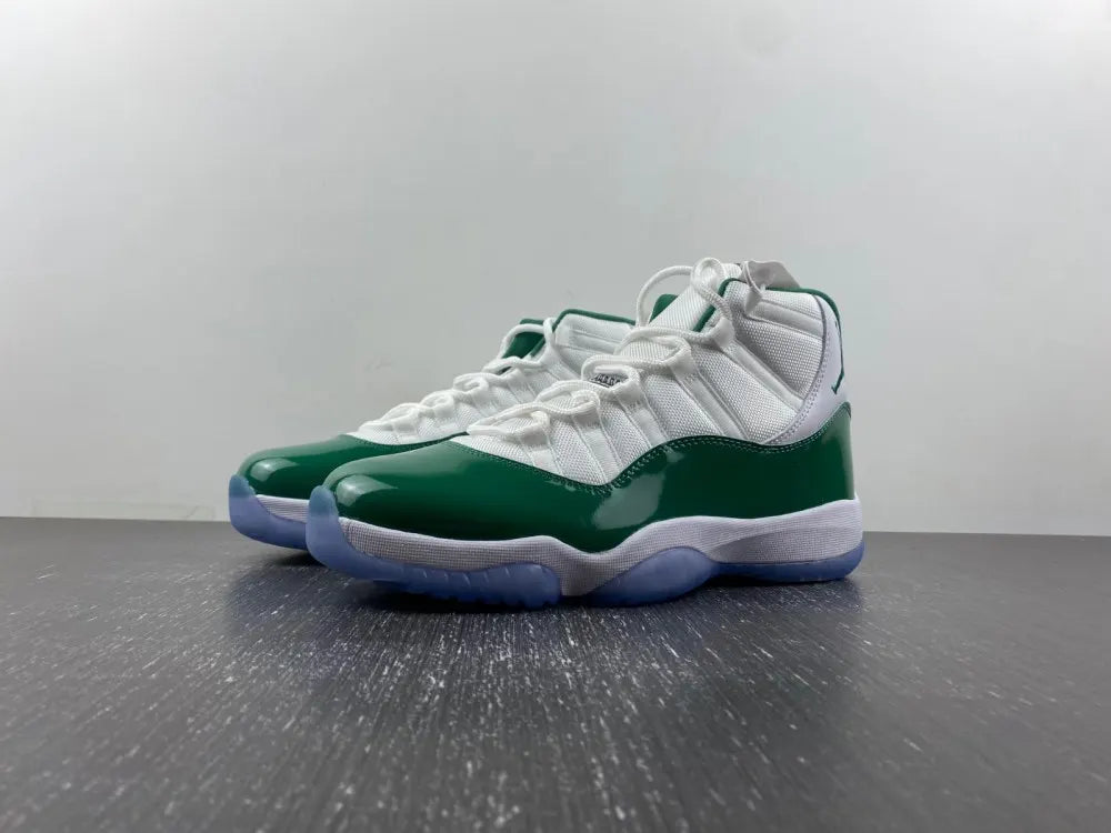 classic Air Jordan 11 Retro Green - Hình 16