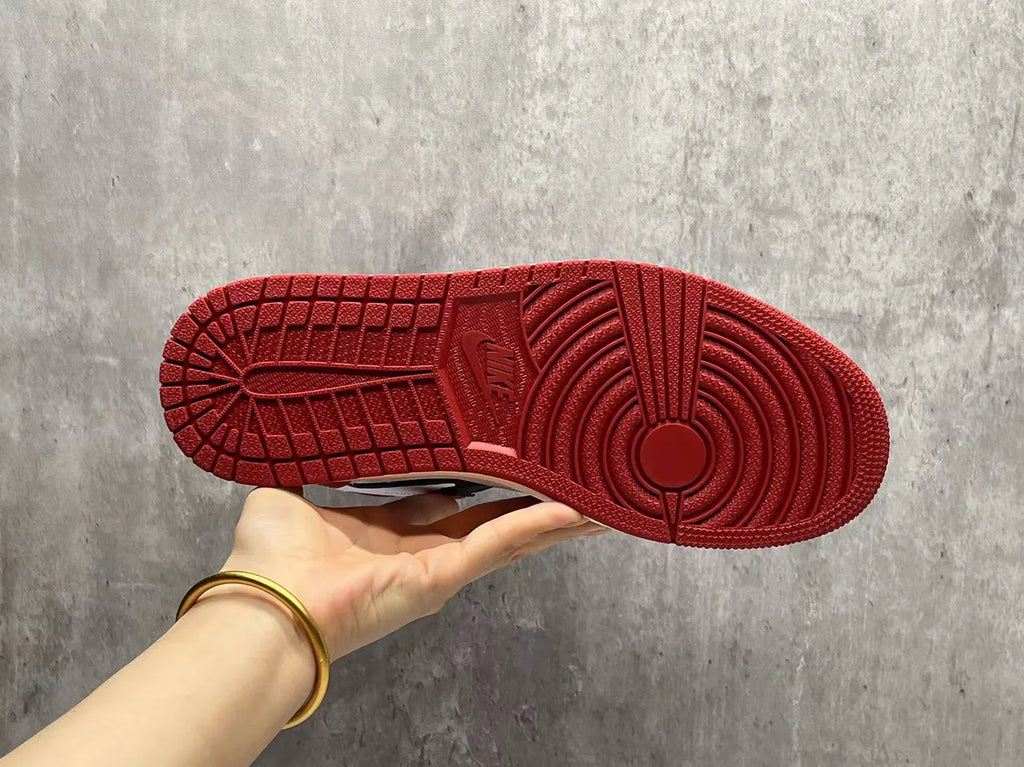 retro Air Jordan 1 Black White Red - Hình 3